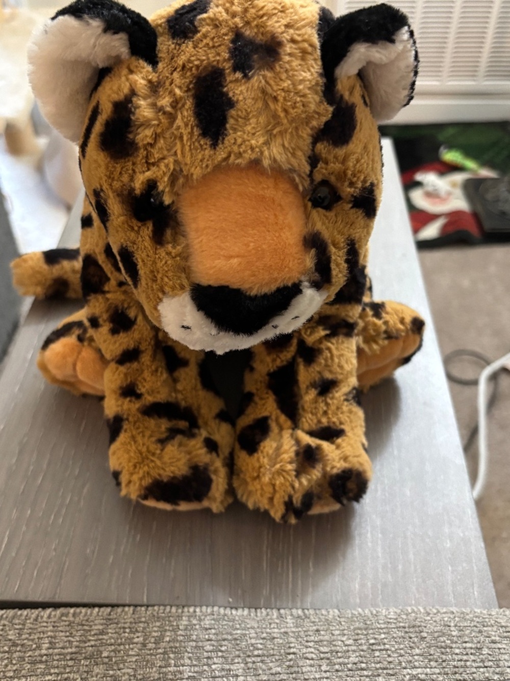 Stuffed animal cat